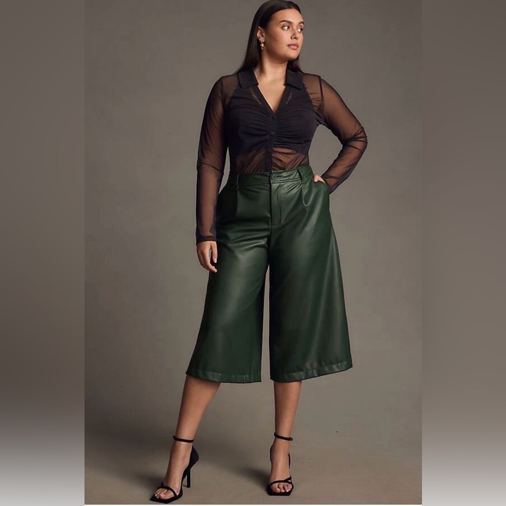 Anthropologie Dark Green Wide Leg Culottes
